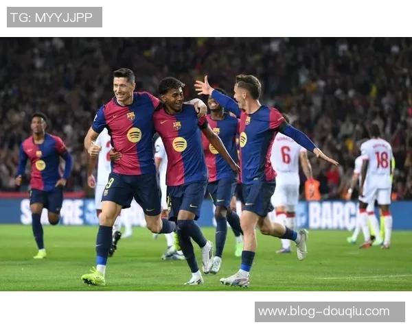 利物浦与巴萨激战成名场面进球回顾与精彩瞬间分析