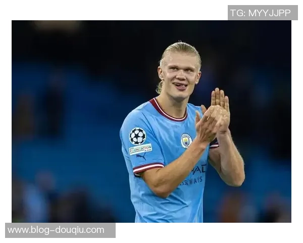 图库曼竞技与麦德林国的精彩对决引发球迷热议与期待