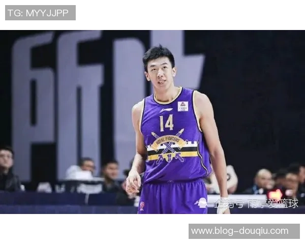 孙铭徽：从青年才俊到篮球明星的成长之路与未来展望