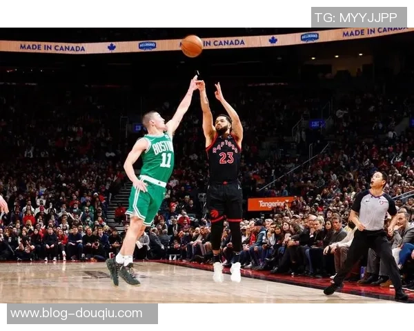 弗雷德范弗利特如何在NBA赛场上展现领袖风范与球技魅力